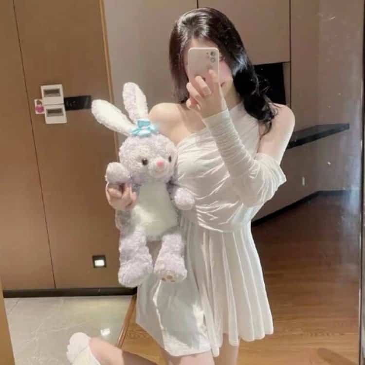 清纯少女：校园写真集